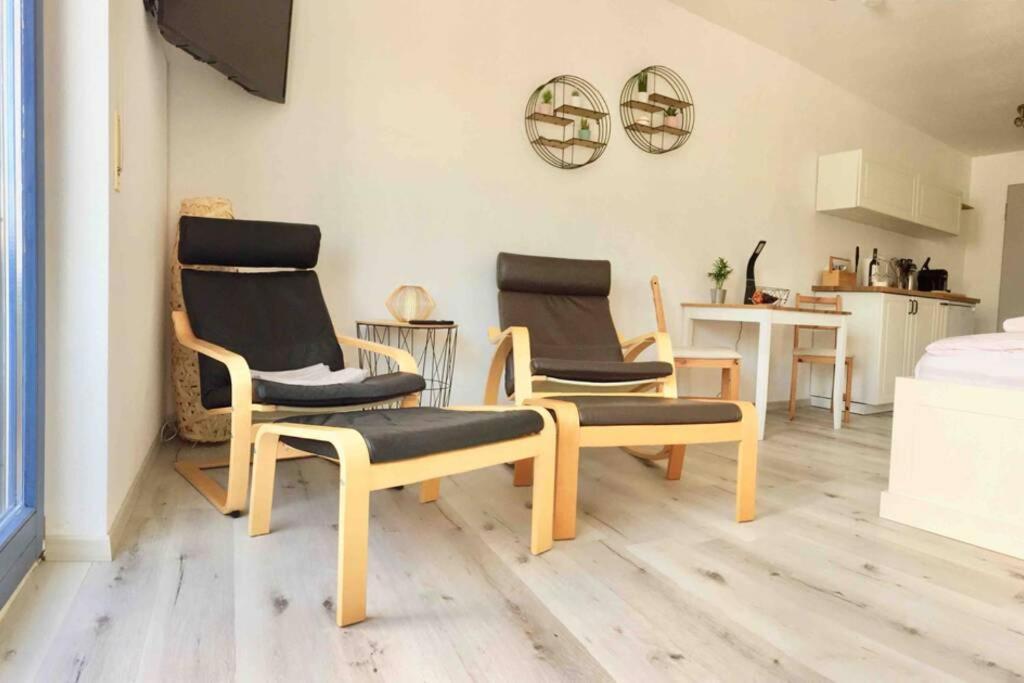 Apartment-Mitten In Konstanz, Gratis Parkplatz & Fahrrader, Netflix Tv Exteriör bild