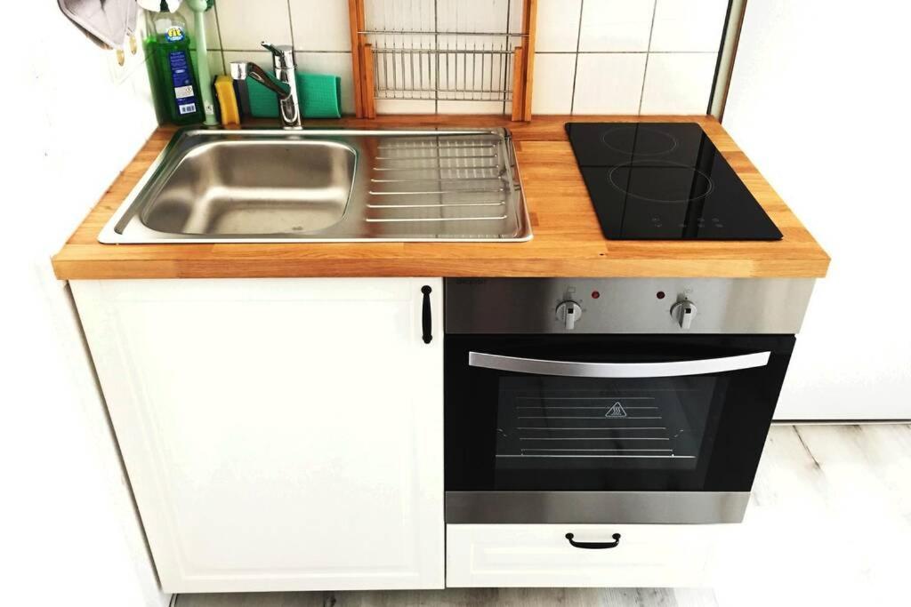 Apartment-Mitten In Konstanz, Gratis Parkplatz & Fahrrader, Netflix Tv Exteriör bild