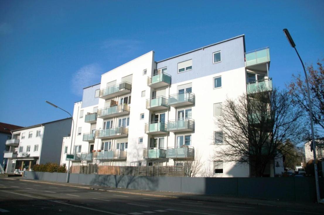 Apartment-Mitten In Konstanz, Gratis Parkplatz & Fahrrader, Netflix Tv Exteriör bild